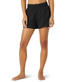 Beyond Yoga In Stride Lined Shorts