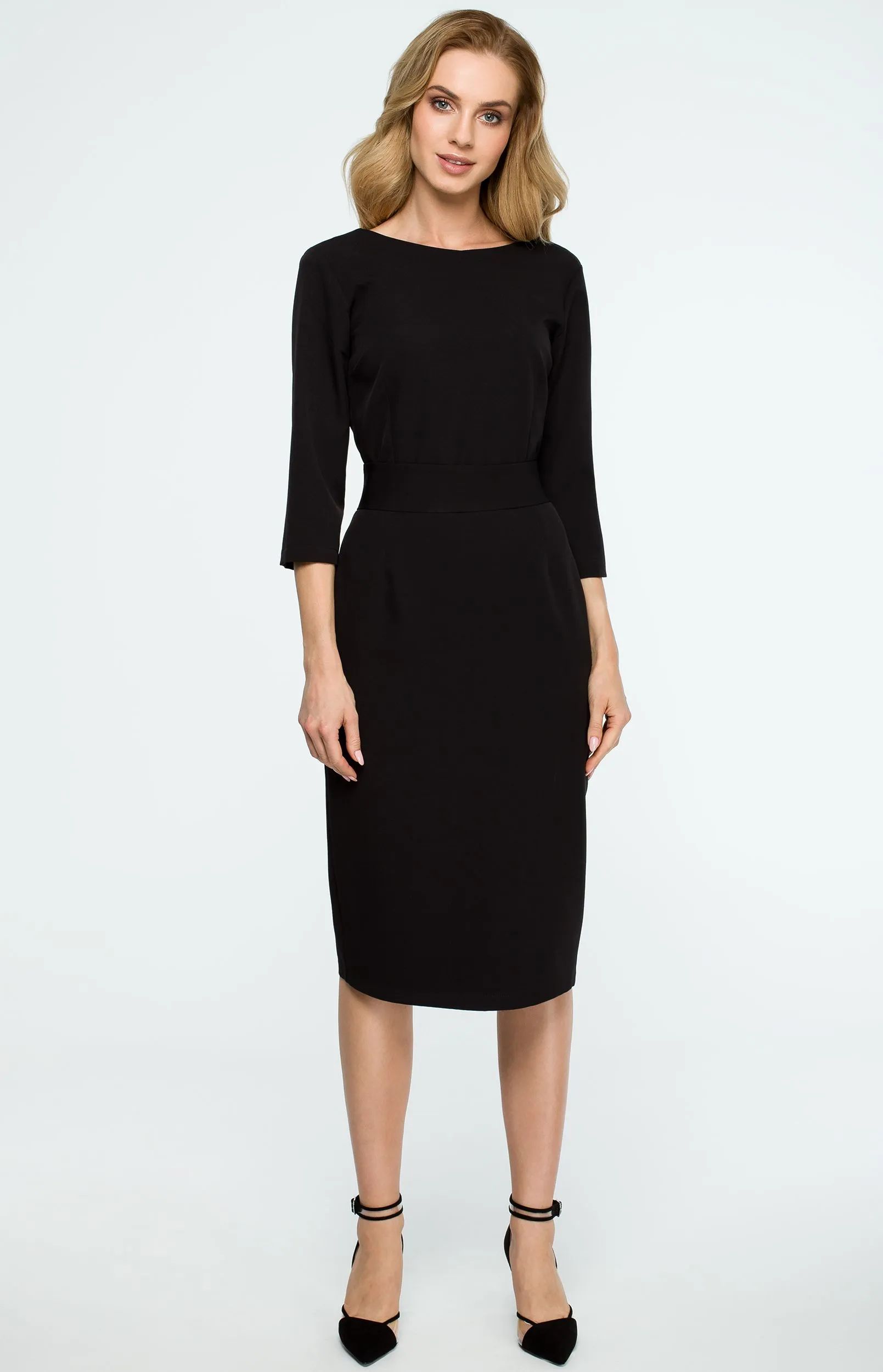 Black buttons sheath dress