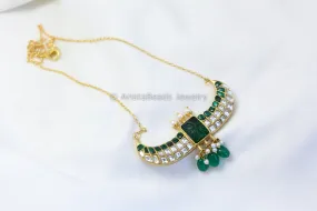 Contemporary Dainty Jadau Necklace - Green