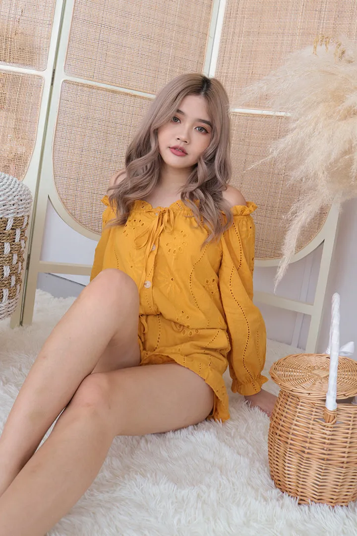 ROMIE EYELET OFF SHOULDER TOP (MUSTARD)