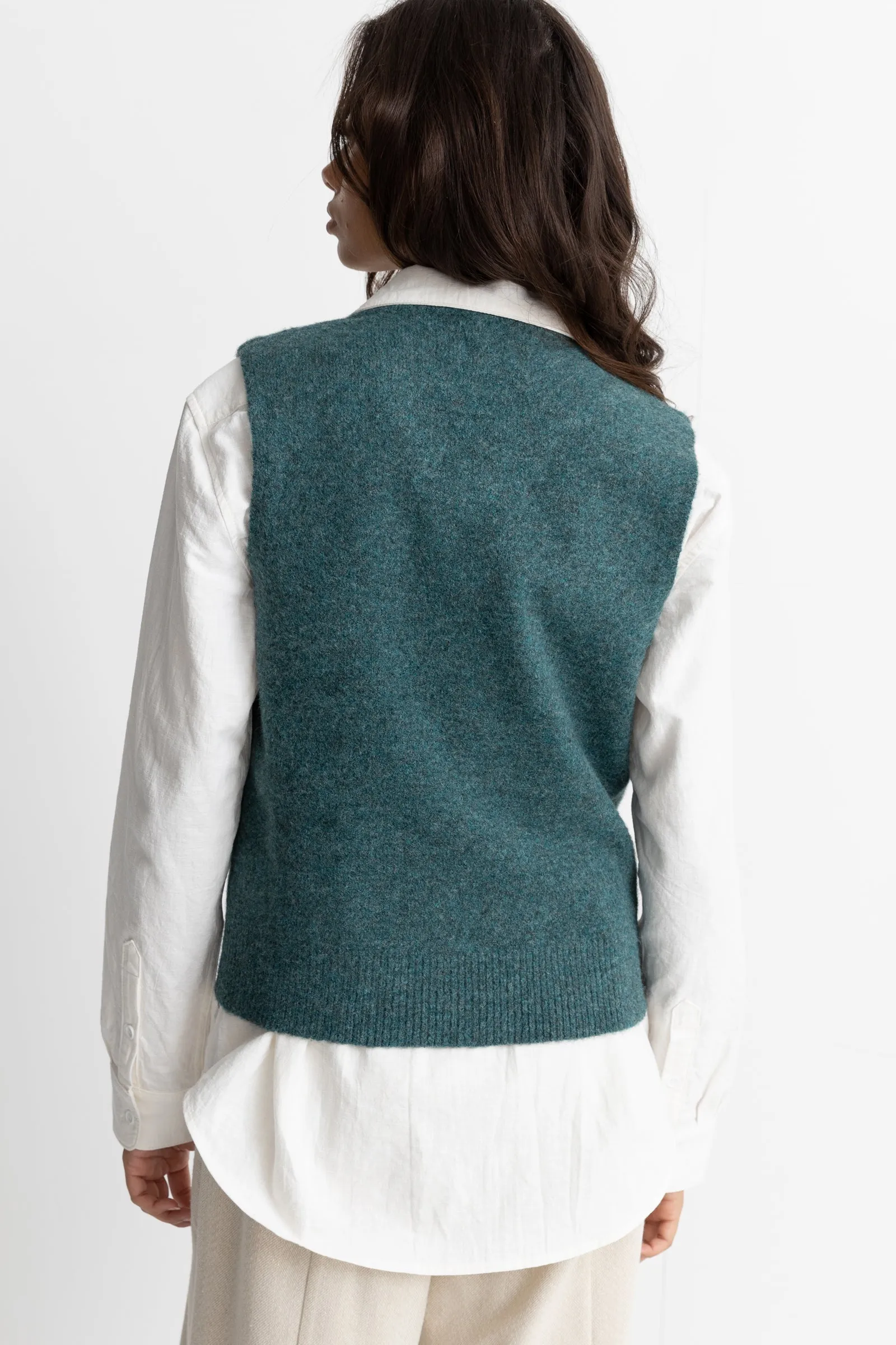 Shell Beach Sweater Vest Sea Green