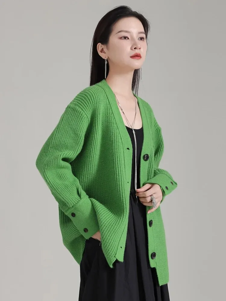 Softie V-Neck Knit Sweater - Green