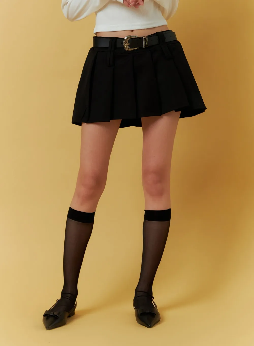 Solid Pleated Mini Skirt IF408